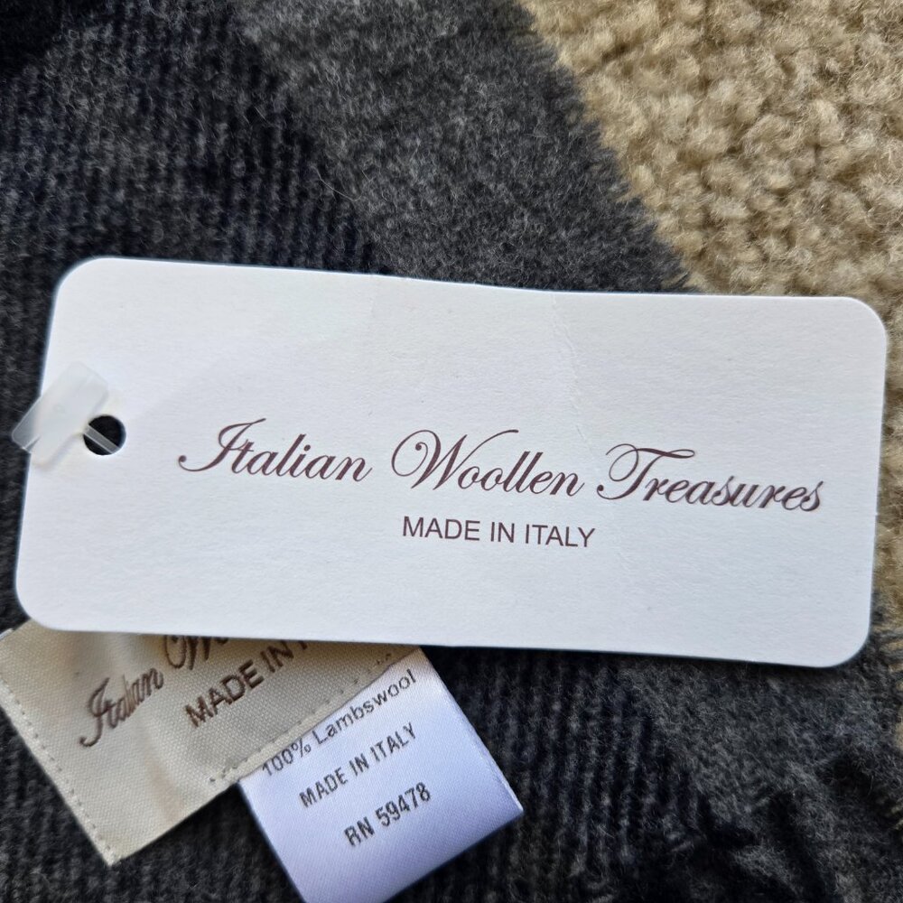 NWT Italian Woolen Treasures Wool Plaid Fringe Scarf - Picture 4 of 7